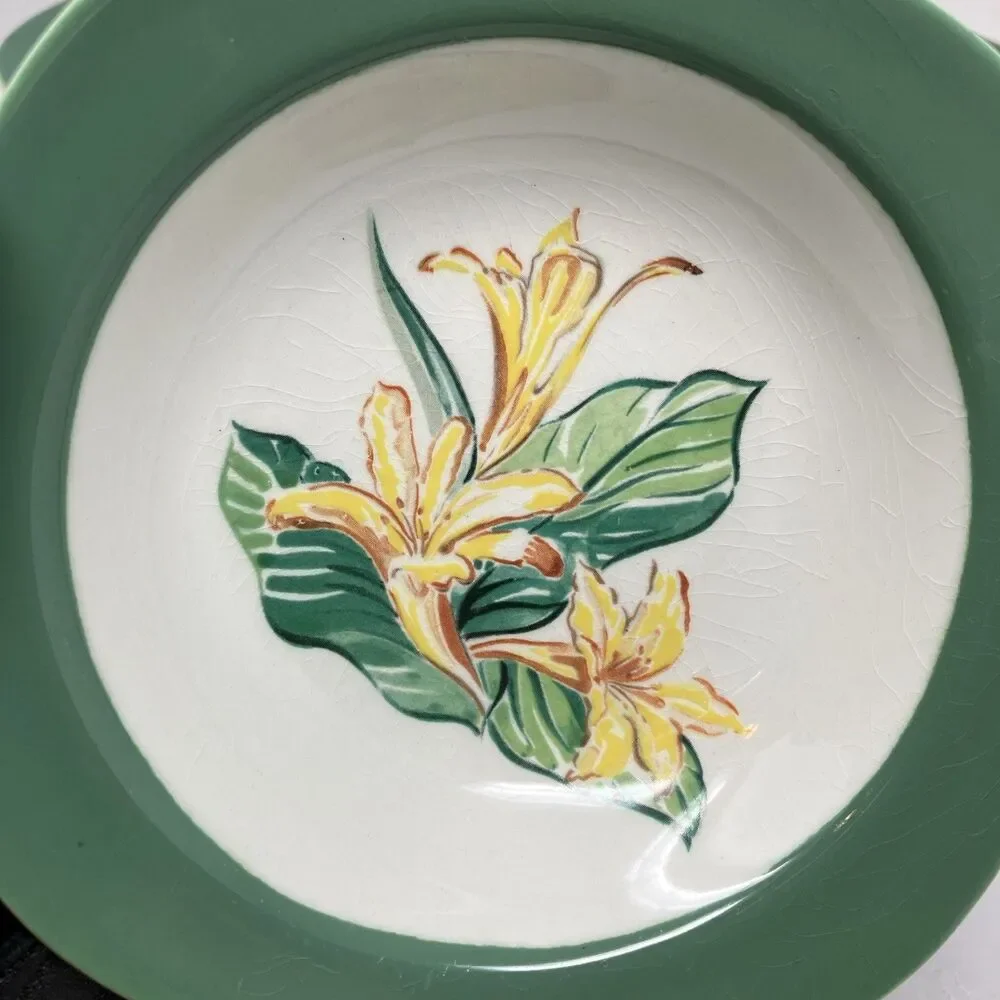 Taylor Smith Taylor Conversation Day Lily Bowls Lot Of 4 Berry Desert & 3 Cereal
